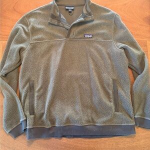 Patagonia Forest Green Fleece Pullover